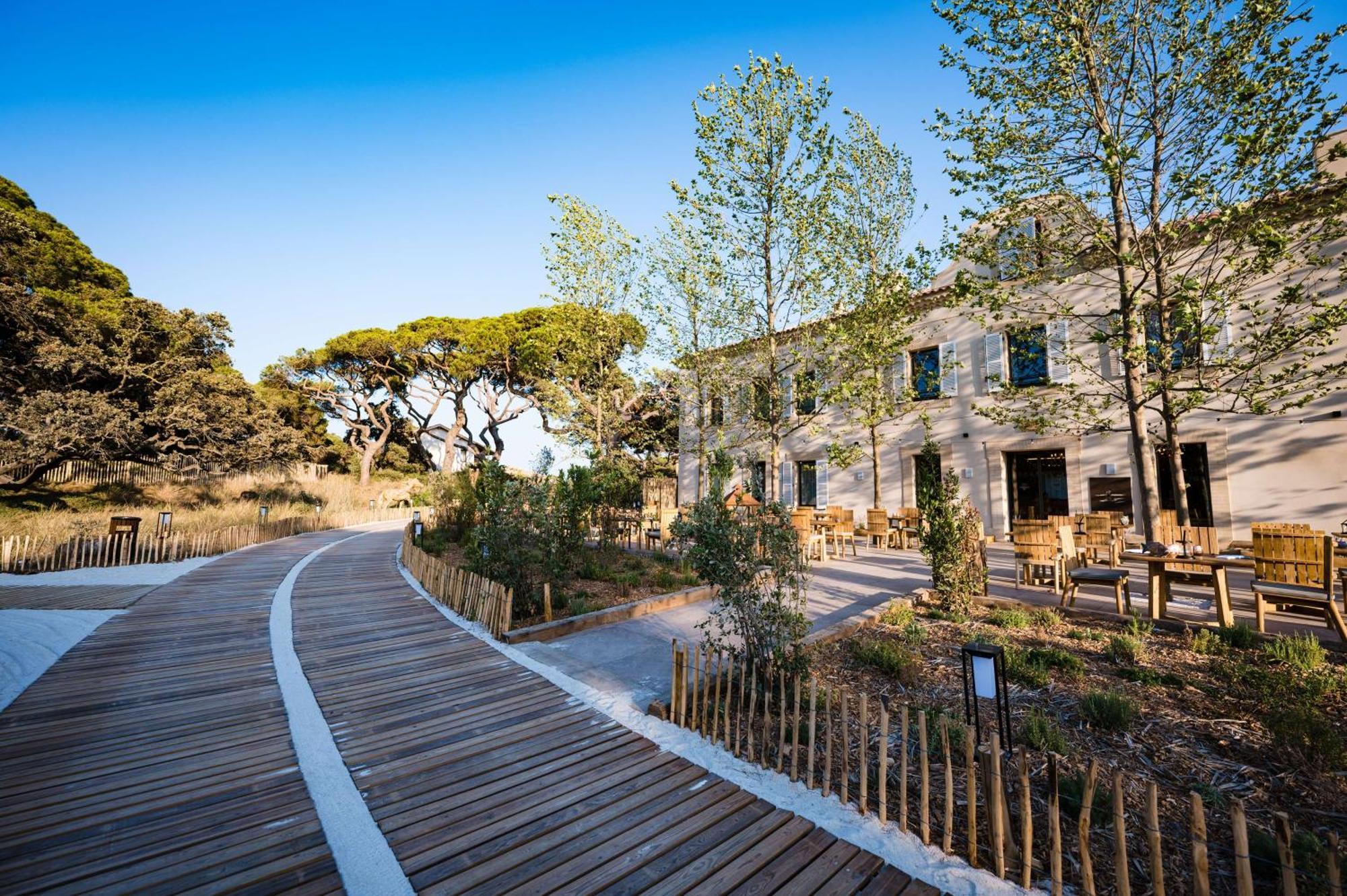 Le Hameau Des Pesquiers Ecolodge&spa, Curio Collection By Hilton 5*