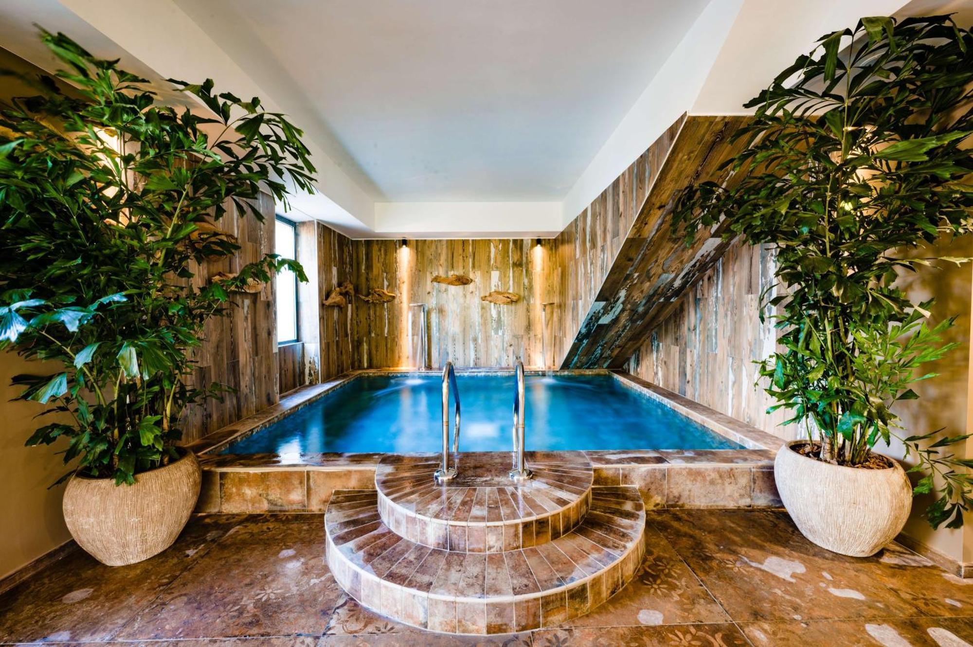 Hotel Le Hameau Des Pesquiers Ecolodge&spa, Curio Collection By Hilton 5*
