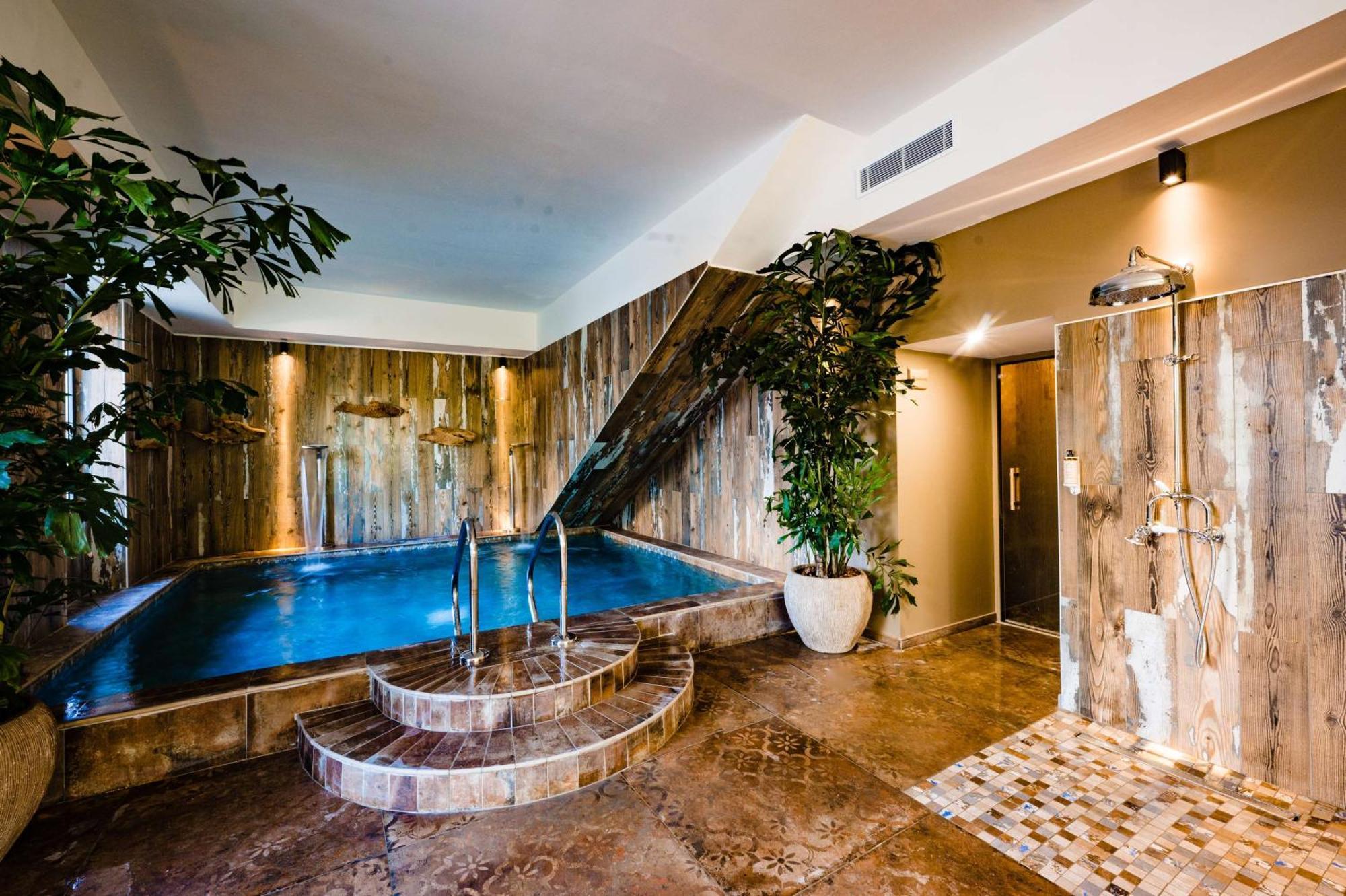 Hotel Le Hameau Des Pesquiers Ecolodge&spa, Curio Collection By Hilton Hyères