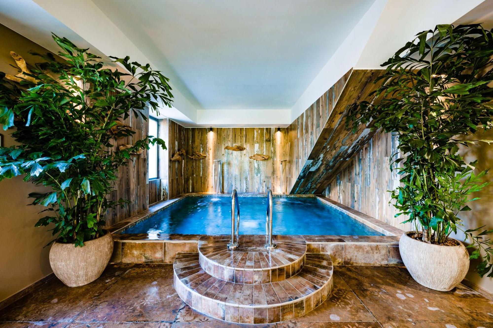 Le Hameau Des Pesquiers Ecolodge&spa, Curio Collection By Hilton